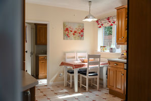 Kitchen- click for photo gallery